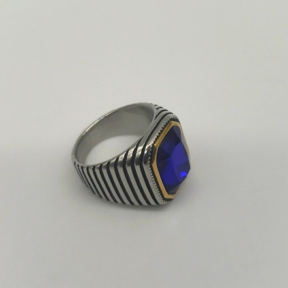 Blue Cubic Zirconia Handmade Men's Ring Size 8 NWT